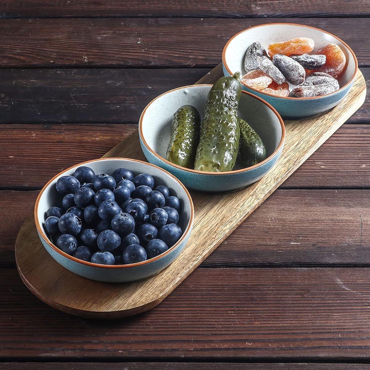 Ultra-fine Porcelain Chips and Dip Serving Platter with Acacia Wooden Tray